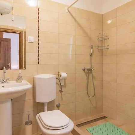 Histria, A Wonderfuly And Luxurious Holiday home Manjadvorci