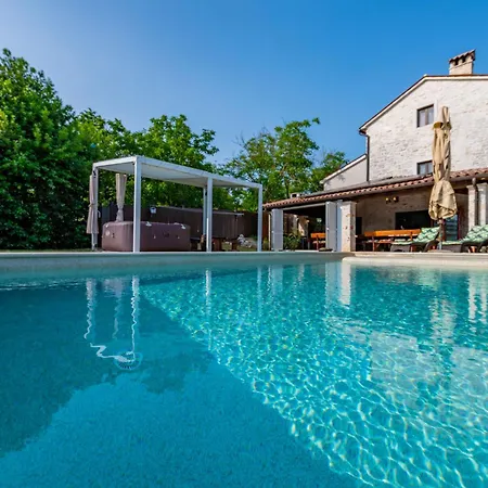 Histria, A Wonderful And Luxurious Holiday home Manjadvorci