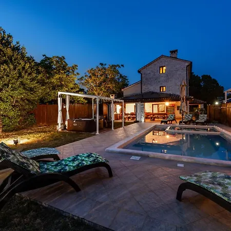 Histria, A Wonderful And Luxurious Feriehus *