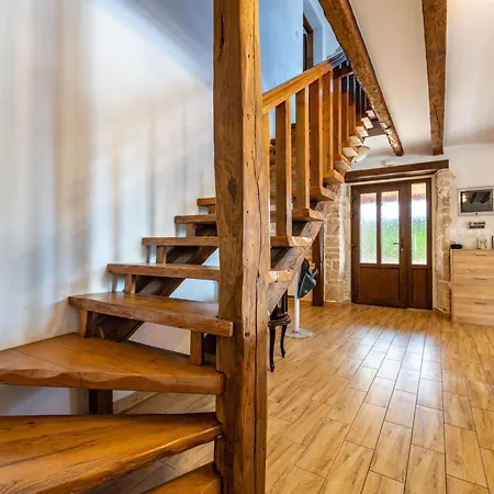 Feriehus Histria, A Wonderful And Luxurious Manjadvorci