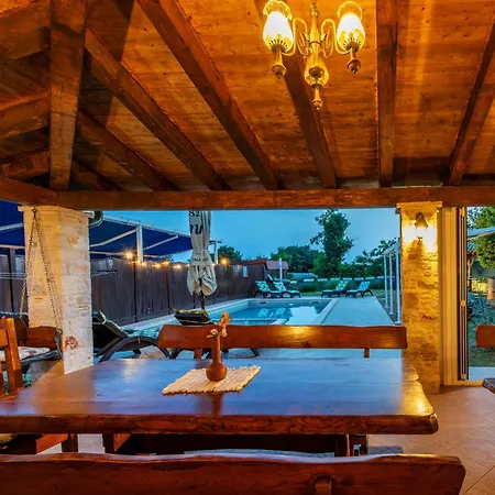 Histria, A Wonderful And Luxurious Feriehus *